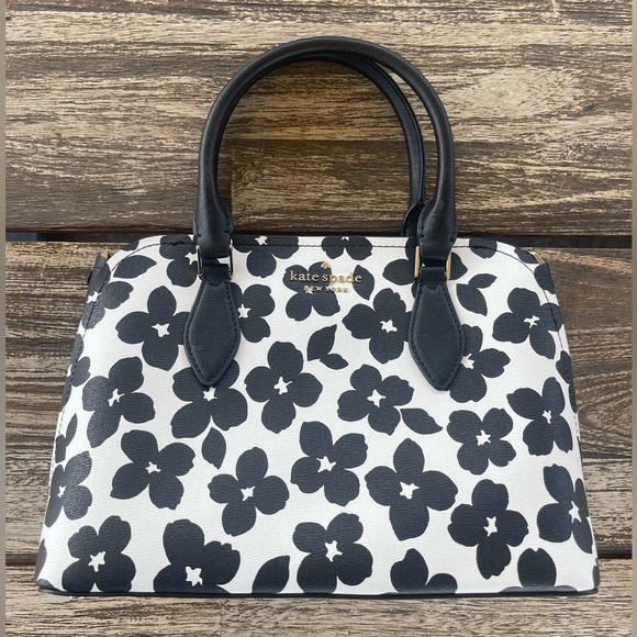 kate spade Handbags - Kate Spade Black and White Floral Print Purse